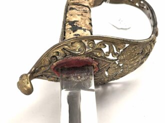 Österreich Ungarn k.u.k. Degen für Staatsbeamte Modell 1889. Klinge von Eickhorn Solingen, Griffstück defekt, die Scheide fehlt