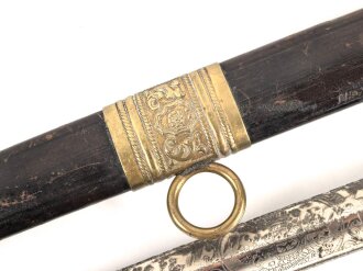 Österreich Ungarn k.u.k. Degen für Staatsbeamte Modell 1889. Klinge beidseitig geäzt, Griffstück defekt , Griff wackelt