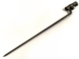 Österreich, Tüllenbajonett Modell 1854 ohne Scheide für die Gewehre Lorenz, Wänzel oder auch bayrisches Podewilsgewehr , Vierkantklinge, Gesamtlänge 56,5 cm, 18,5 Tülleninnendurchmesser, Tüllenlänge 80,5 cm, narbiges Stück, nicht beweglich
