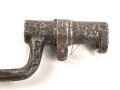 Österreich, Tüllenbajonett Modell 1854 ohne Scheide für die Gewehre Lorenz, Wänzel oder auch bayrisches Podewilsgewehr , Vierkantklinge, Gesamtlänge 56,5 cm, 18,5 Tülleninnendurchmesser, Tüllenlänge 80,5 cm, narbiges Stück, nicht beweglich
