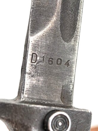 Tschechoslowakei, Bajonett Bodak VZ 1958 in Lederscheide. Gebraucht