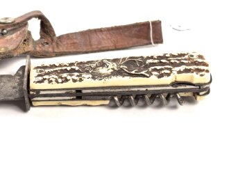 Deutschland nach 1945, jagdliches Messer, wohl für einen Jungen. Ungereinigtes Stück