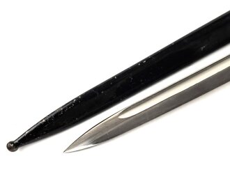 Feuerwehr III.Reich, Extraseitengewehr, nicht aufpflanzbar, Klinge wackelt etwas. Scheide Originallack