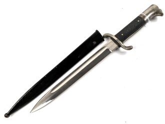 Feuerwehr III.Reich, Extraseitengewehr, nicht aufpflanzbar, Klinge wackelt etwas. Scheide Originallack