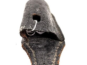 Lackleder Koppelschuh zum Extraseitengewehr KS98 der Wehrmacht.