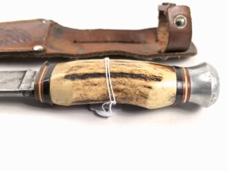 Deutschland nach 1945, jagdliches Messer " Bärentöter" , wohl für einen Jungen. Ungereinigtes Stück