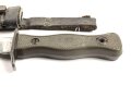 Deutschland nach 1945, Kampfmesser Bundeswehr in der zivilen Ausführung ohne Schriftzug " BW" Ungereinigtes Stück