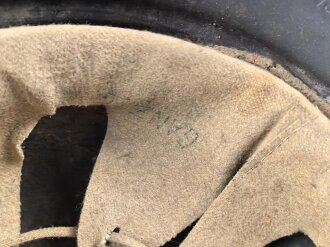 Stahlhelm Luftschutz, Hersteller Q64, Originallack, ungereinigtes Stück ohne emblem