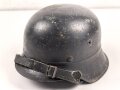 Stahlhelm Luftschutz, Hersteller Q64, Originallack, ungereinigtes Stück ohne emblem