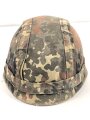 Stahlhelm Bundeswehr mit Flecktarnbezug. Kopfgrösse 57-61, gebraucht