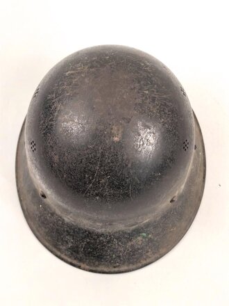 Tschechoslowakei 30iger Jahre, Stahlhelm Feuerwehr. Originallack, ungereinigtes Stück