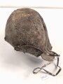 U.S. Army 2. Weltkrieg, Stahlhelm M1 , Schlachtfeldfund, ungereinigt