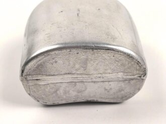 U.S.Army, 1945 dated canteen