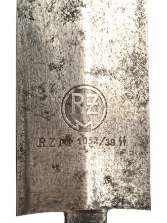 Klinge für einen SS Dienstdolch Modell 1933. Hersteller RZM 1052/38. Verputztes Stück