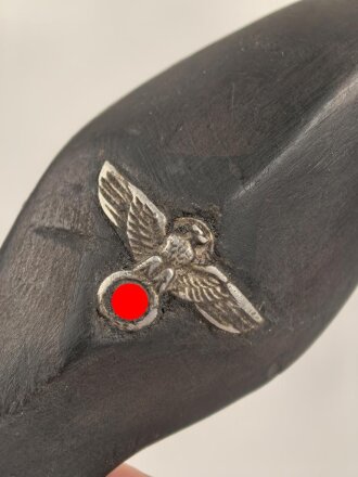 Griffstück für einen Dienstdolch SS  Modell 1933. Adler und Pastille höchstwahrscheinlich original, beim Grffstück selbst habe ich bedenken.