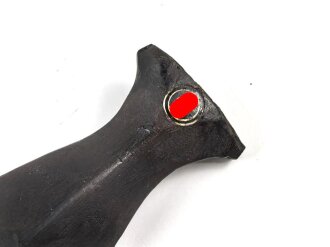 Griffstück für einen Dienstdolch SS  Modell 1933. Adler und Pastille höchstwahrscheinlich original, beim Grffstück selbst habe ich bedenken.