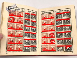 NSDAP Mitgliedsbuch einer Frau aus Ludwigsburg. Ausgestellt 1936, Mitgliedsbeiträge von 1935 bis 1944