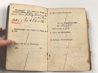 Preußen, Militärpaß eines Angehörigen im Artillerie Regiment 97 , in Krieg zur Maschinen Gewehr Kompanie 137 versetzt. Ostfeldzug ( Lettland) Eisernes Kreuz 2. Klasse 1915. Flakgruppe Neunkirchen Saar 1918