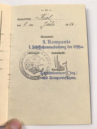 Reichsmarine Militärpaß, eingetreten 1924 bei 7. Kompanie Schiffstammdivision der Ostsee. Schießauszeichnung für Gewehr Stufe 1,