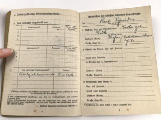 Soldbuch Heer , ausgestellt am 28.8.1939 bei Stab Infanterie Regiment 212. Herzleiden, daher wenige Einträge