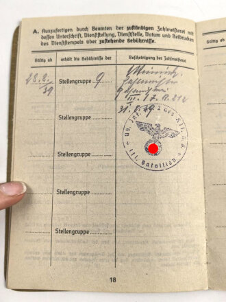 Soldbuch Heer , ausgestellt am 28.8.1939 bei Stab Infanterie Regiment 212. Herzleiden, daher wenige Einträge