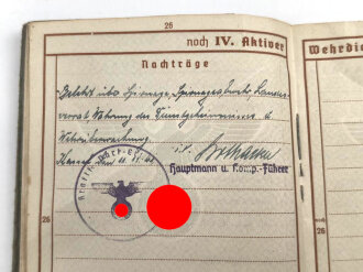 Wehrpaß Heer, eingestellt am 5.2.1941 bei leichte Artillerie Ersatz Abteilung 15 Frankfurt Bonames.