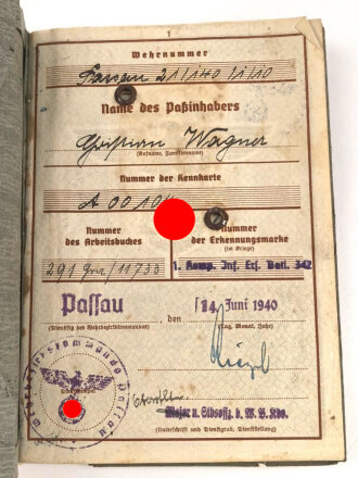 Wehrpaß Heer, eingestellt am 10.2.41 bei Infanterie...