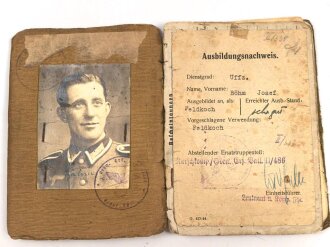 Soldbuch eines Infanteristen.