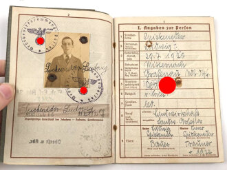 Wehrpaß Luftwaffe,  eingestellt am 15.10.40 bei Flak Ersatz Abteilung 38 Linz.