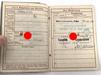 Wehrpaß Luftwaffe,  eingestellt am 15.10.40 bei Flak Ersatz Abteilung 38 Linz.