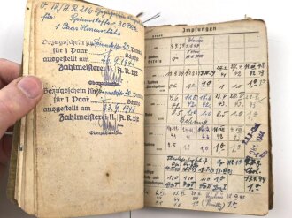 Soldbuch Heer, ausgestellt am 9.10.1939 bei Artillerie Regiment 212.