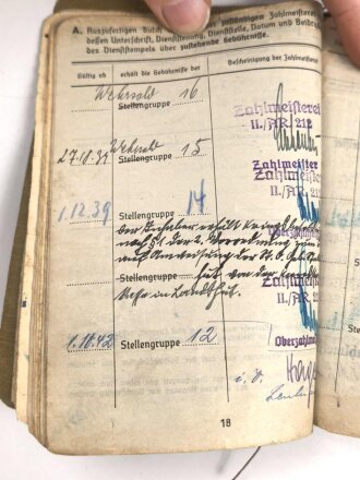 Soldbuch Heer, ausgestellt am 9.10.1939 bei Artillerie Regiment 212.