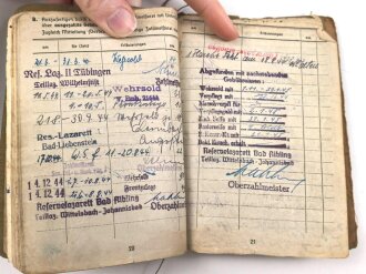 Soldbuch Heer, ausgestellt am 9.10.1939 bei Artillerie Regiment 212.