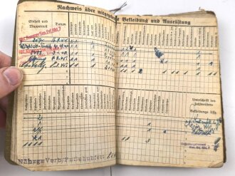 Soldbuch Heer, ausgestellt am 9.10.1939 bei Artillerie Regiment 212.