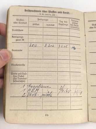 Soldbuch Heer, ausgestellt am 17.2.1945 bei Bau - Pionier Ersatz und Ausbildungs Btl. 4.