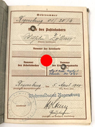 Wehrpaß Luftwaffe, eingestellt am 1.4.1940 bei...
