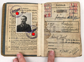 Luftwaffe, Wehrpaß und Soldbuch  in Hülle