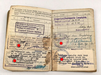 Luftwaffe, Wehrpaß und Soldbuch  in Hülle