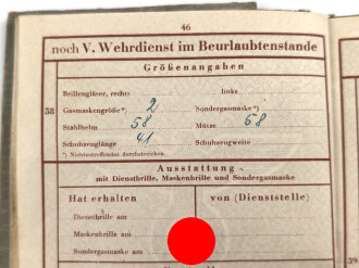 Wehrpaß Heer, Zweitschrift. Eingestellt am 26.8.39 bei Feld Artillerie Regiment 4.