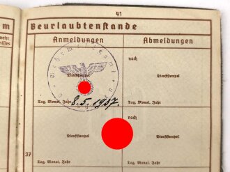Wehrpaß Heer, eingestellt am 26.8.35 bei Ergänzungs Batl. 35 Nürnberg.