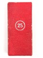 Treudienst Ehrenzeichen für 25 Jahre. Guter Zustand, am Band mit Tragenadel. Im Etui von Gold- u. Silber-Scheideanstalt Oberstein Franz Reischauer 