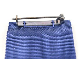 Treudienst Ehrenzeichen für 25 Jahre. Guter Zustand, am Band mit Tragenadel. Im Etui von Friedrich Keller Metallschmuckfabrik Oberstein