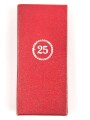 Treudienst Ehrenzeichen für 25 Jahre. Guter Zustand, am Band mit Tragenadel. Im Etui von Friedrich Keller Metallschmuckfabrik Oberstein
