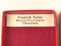 Treudienst Ehrenzeichen für 25 Jahre. Guter Zustand, am Band mit Tragenadel. Im Etui von Friedrich Keller Metallschmuckfabrik Oberstein
