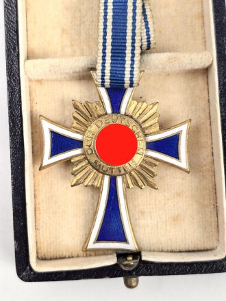 Ehrenkreuz der Deutschen Mutter ( Mutterkreuz ) in Gold mit Band im Etui, Hersteller R.Souval Wien VII