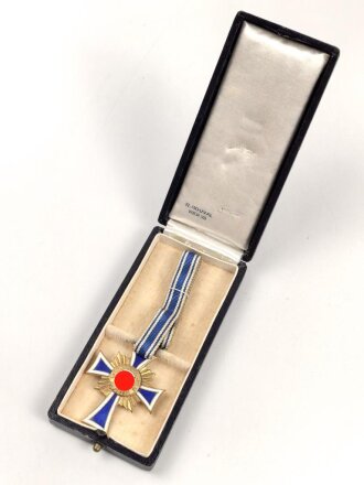 Ehrenkreuz der Deutschen Mutter ( Mutterkreuz ) in Gold mit Band im Etui, Hersteller R.Souval Wien VII