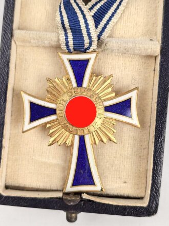 Ehrenkreuz der Deutschen Mutter ( Mutterkreuz ) in Gold mit Band im Etui, Hersteller Liefergemeinschaft Pforzheimer Innungen