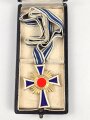 Ehrenkreuz der Deutschen Mutter ( Mutterkreuz ) in Gold mit Band im Etui, Hersteller Liefergemeinschaft Pforzheimer Innungen