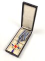 Ehrenkreuz der Deutschen Mutter ( Mutterkreuz ) in Gold mit Band im Etui, Hersteller Wilh. Deumer, Lüdenscheid