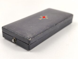 Ehrenkreuz der Deutschen Mutter ( Mutterkreuz ) in Gold mit Band im Etui, Hersteller R.Souval Wien VII